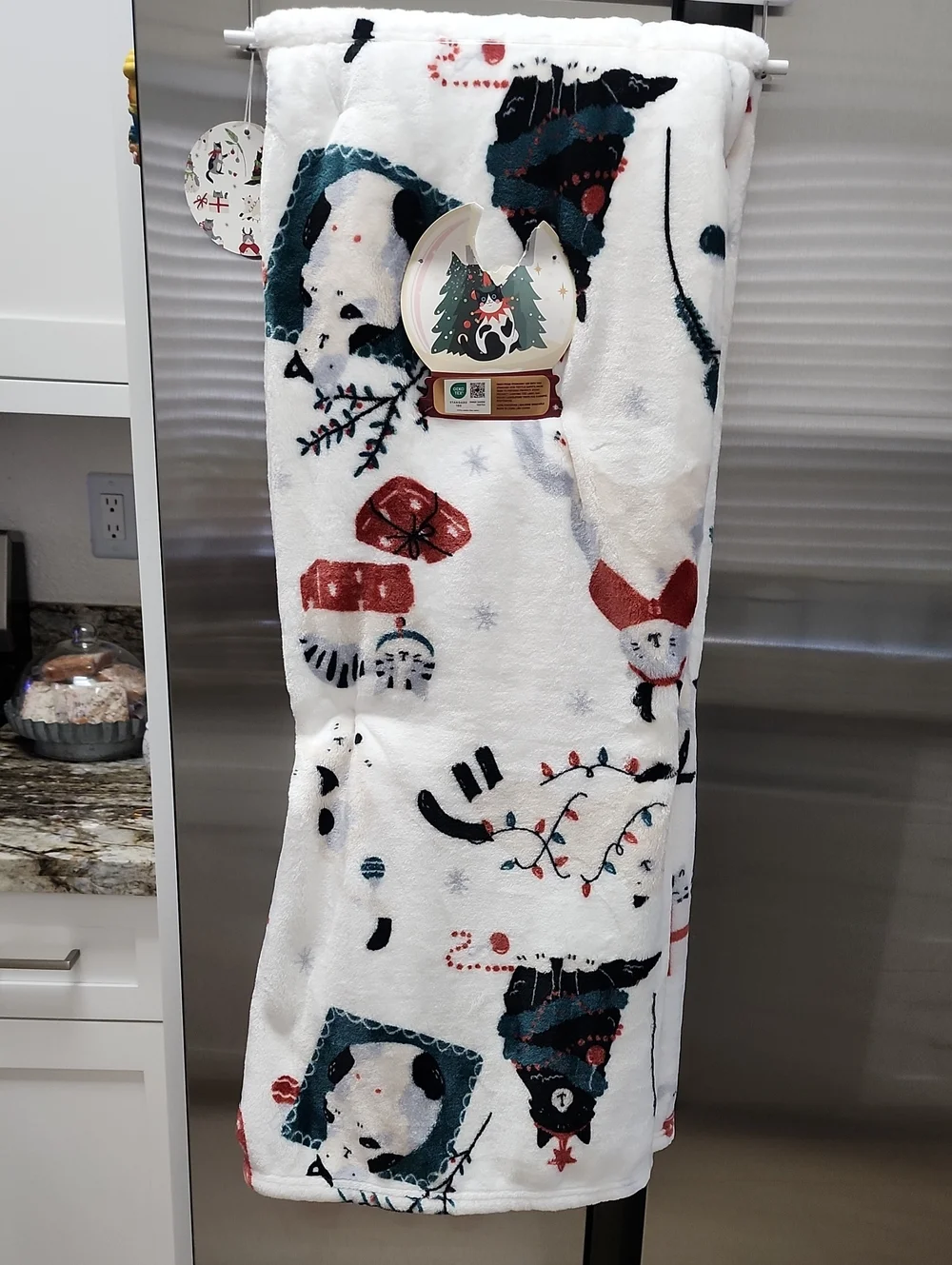 Christmas Cat Blanket. Oversized, Super Soft! NEW!